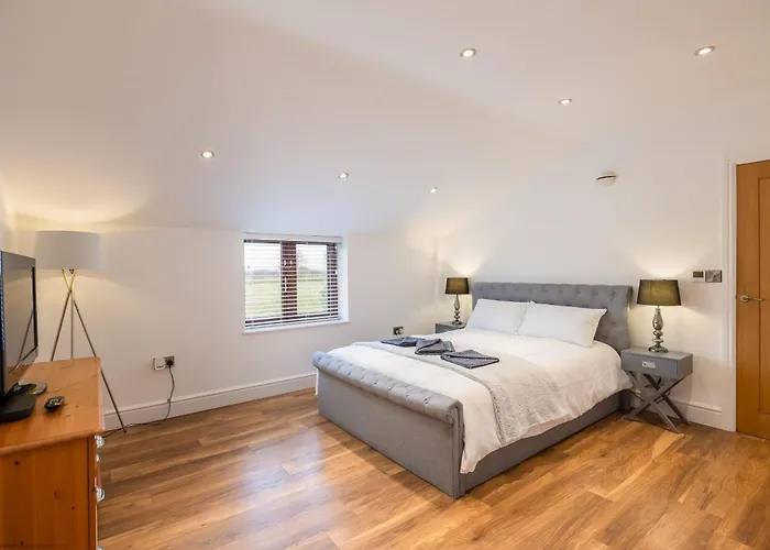 בית נופש Jenny's Barn - Sleeping 9, Dog Friendly Staveley (Yorkshire)