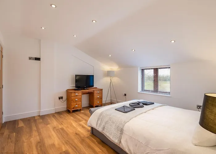 בית נופש Jenny's Barn - Sleeping 9, Dog Friendly Staveley (Yorkshire)